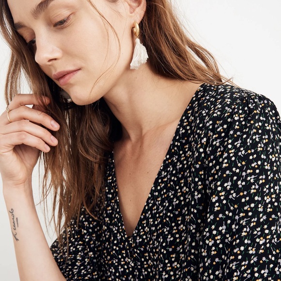 Madewell Courtyard Ruffle-Hem Top in Playground Posies (XS) - Picture 3 of 5